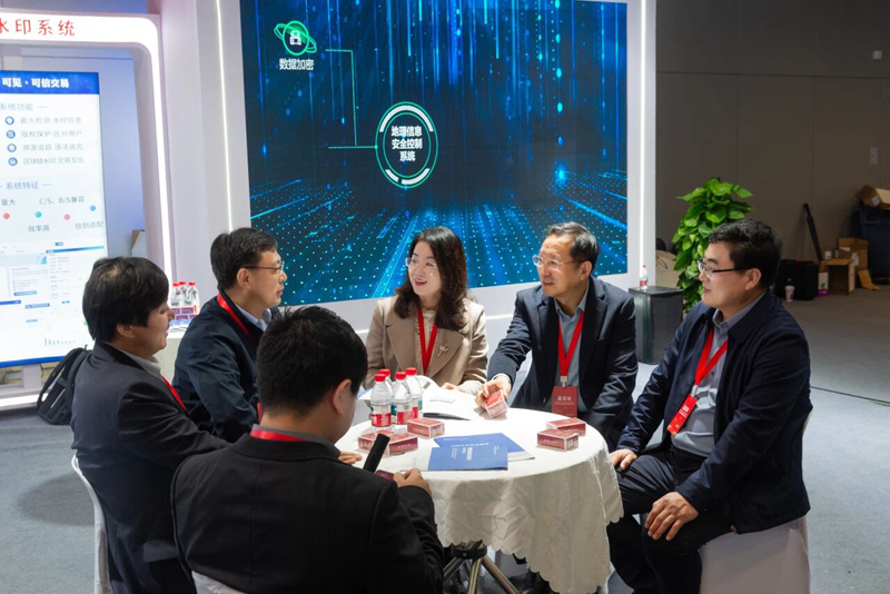 1762581653569268.jpg 104.jpg